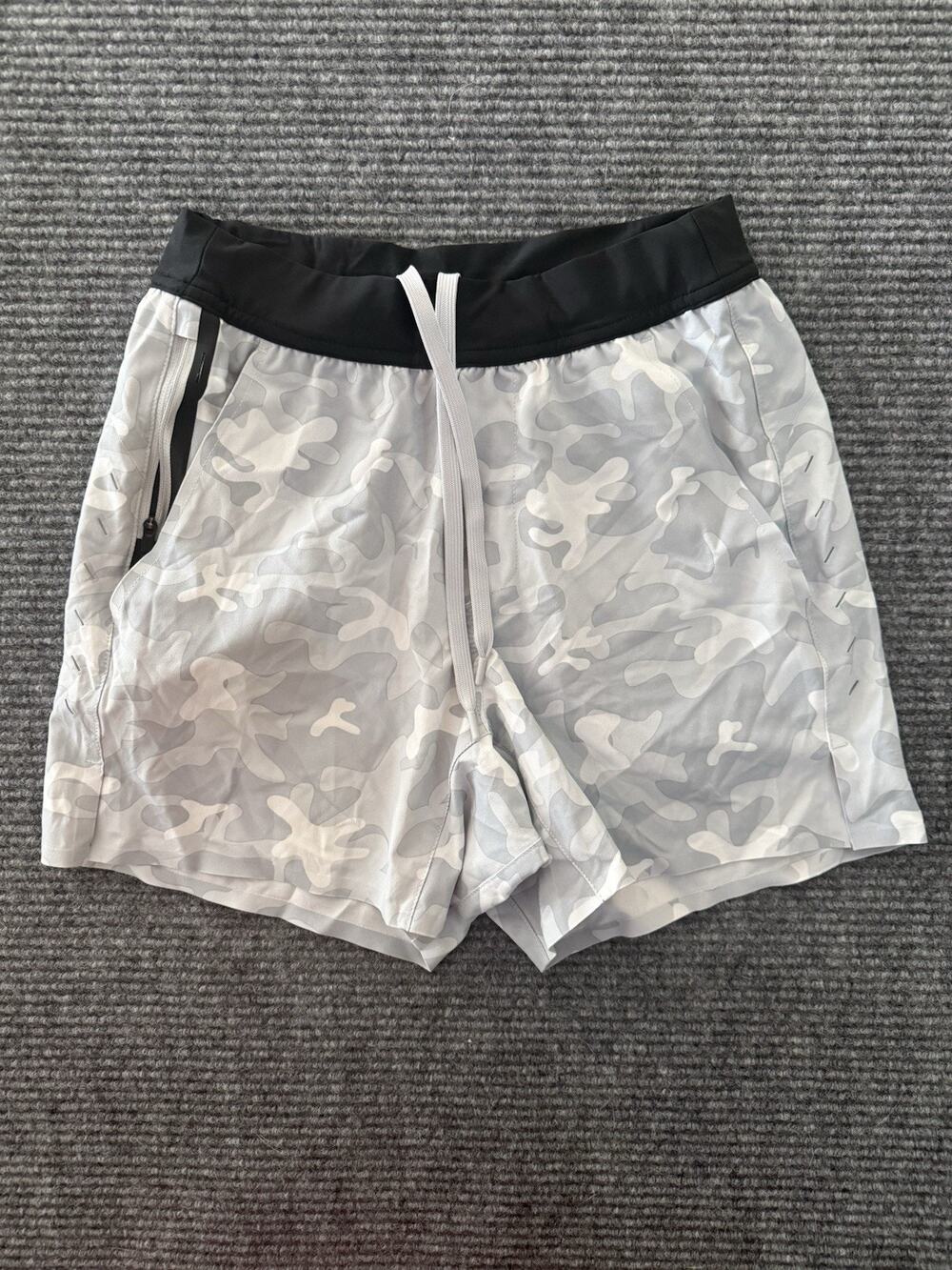 Ten Thousand Men’s Interval Short Size XS X-Small Light Gray Camo 5” Inseam Gym